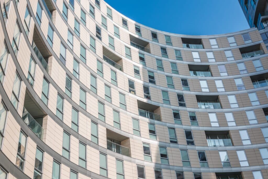 Facade,Of,New,Development,Modern,Apartments,In,East,London,,Uk