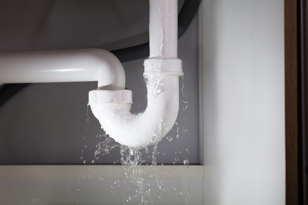 What to Do If a Pipe Freezes or Bursts in Your Apartment Building